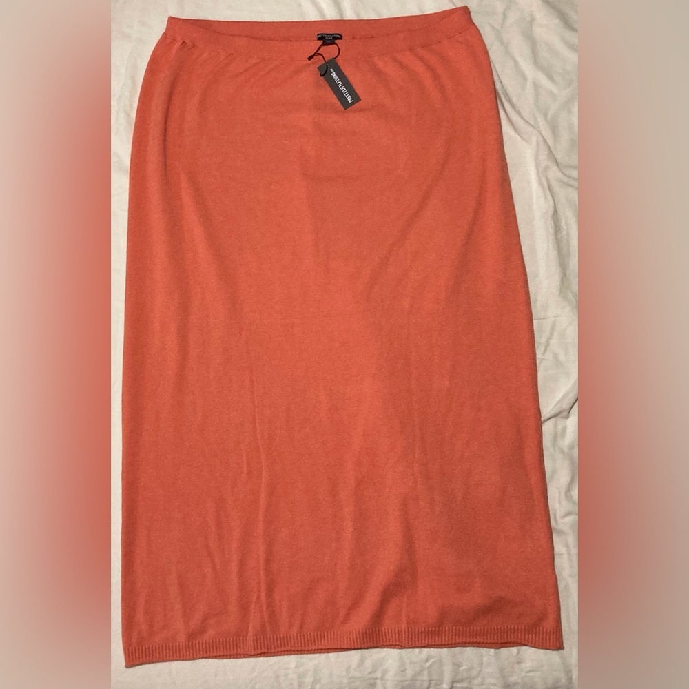 PrettyLittleThing Maxi Rust Knit Tube Skirt | 38” Waist to Hem - Picture 2 of 10